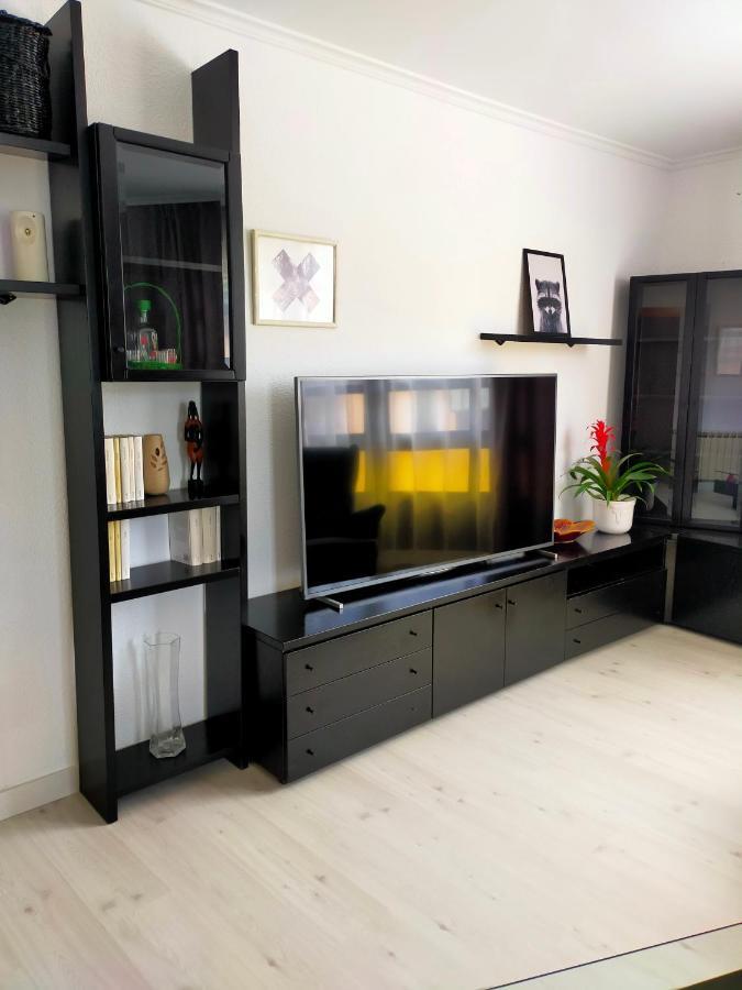 Apartamento En El Casco Antiguo De Понферада Екстериор снимка