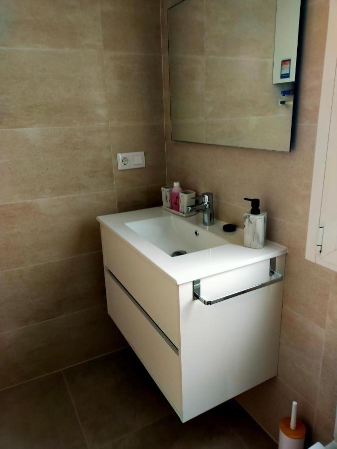 Apartamento En El Casco Antiguo De Понферада Екстериор снимка